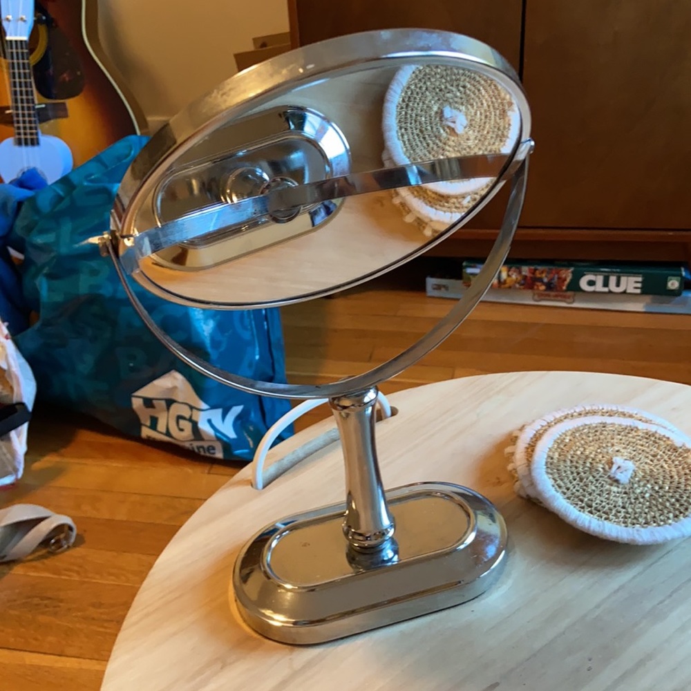 Mirror - Picture 2 of 2